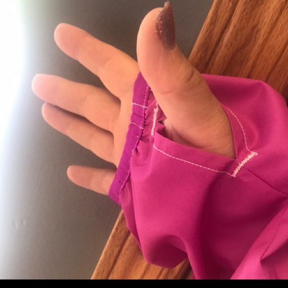 NWOT Fila Windbreaker L - Picture 4 of 4